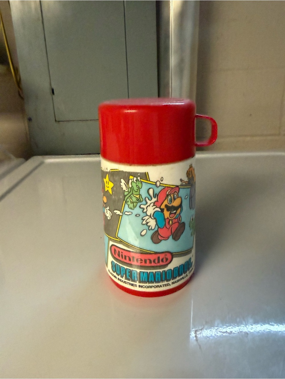 Vintage Nintendo Super Mario Bros. Red Kids Lunchbox with Matching Thermos - Picture 7 of 11